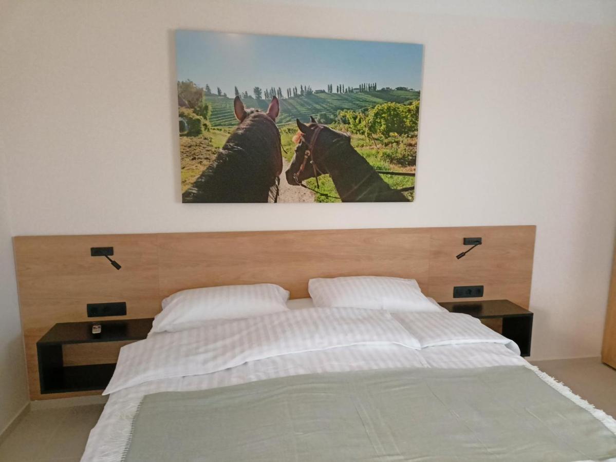 Hisa Pep'S Bed & Breakfast Ivanjkovci ภายนอก รูปภาพ